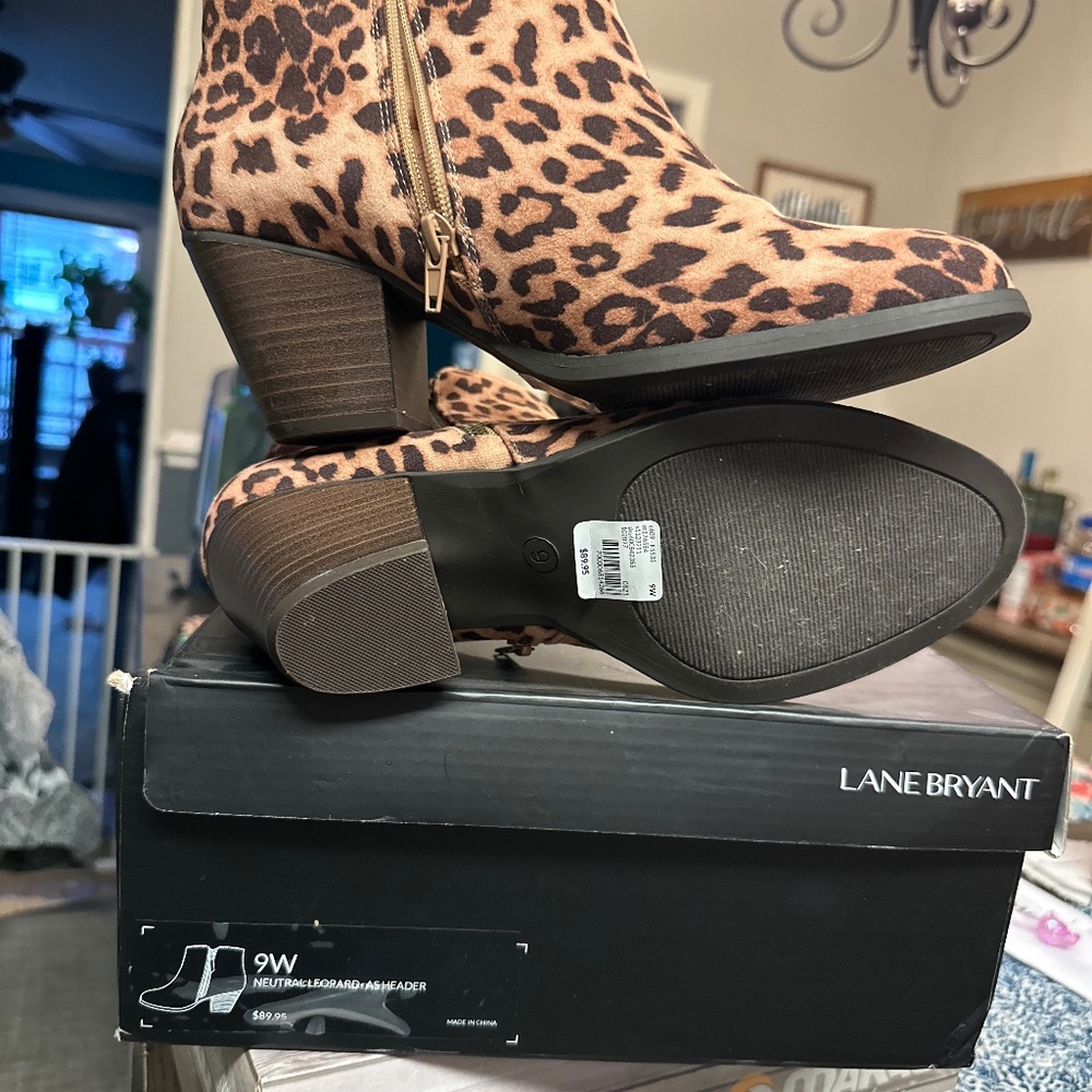 Leopard print ankle boots